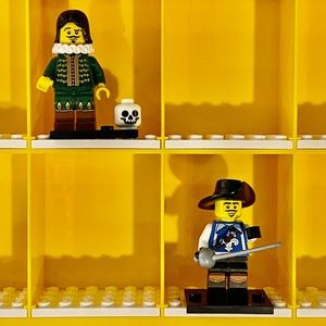 2 LEGO Mini Figures Actor & Musketeer, Drama Thespian, Collectable Series 5 & 8